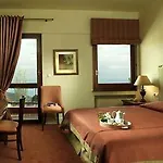 Xenia Palace Ξενοδοχείο Πορταριά
