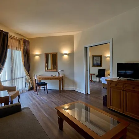 Xenia Palace 4*
