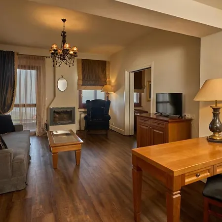 Hotel Xenia Palace 4*