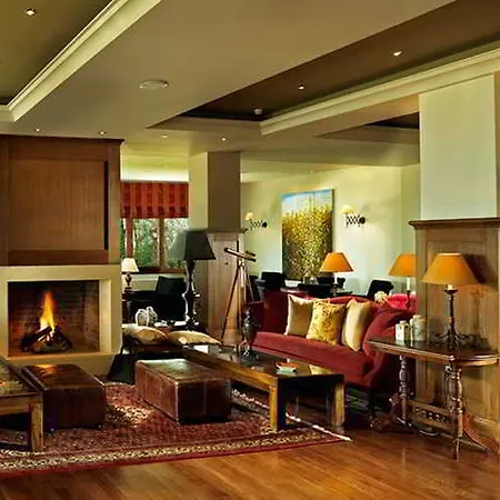 Xenia Palace Hotel 4*