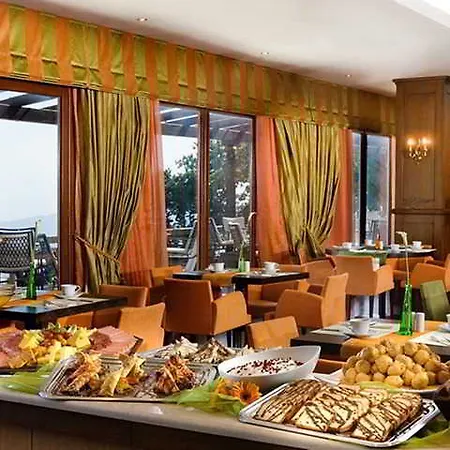 מלון Xenia Palace פורטאריה