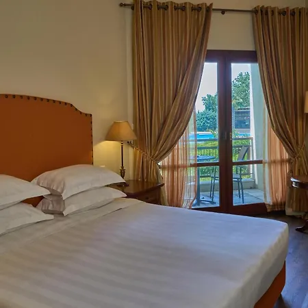Xenia Palace Отель 4*