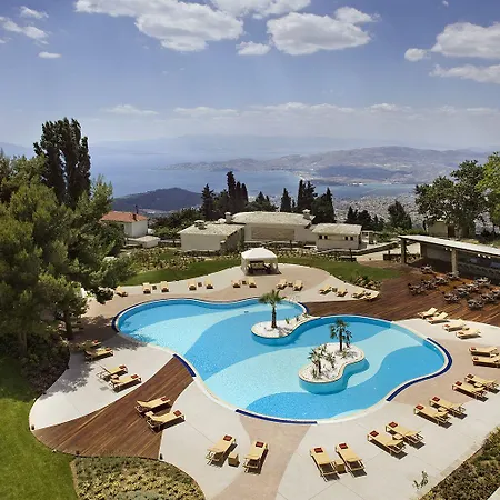 Xenia Palace מלון פורטאריה