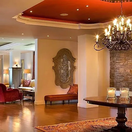 Xenia Palace Hotel Portariá