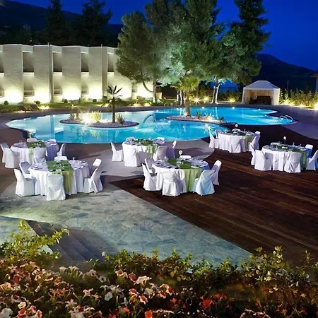 Xenia Palace Hotell 4*