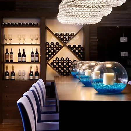 Xenia Palace Hotell