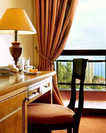 Xenia Palace 4*
