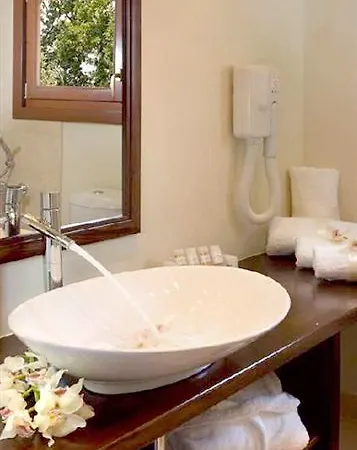 Xenia Palace 4* Портария