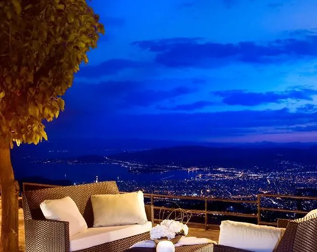 호텔 Xenia Palace 4*