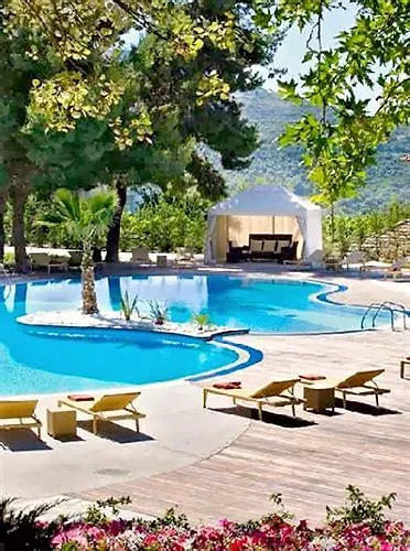 Xenia Palace 호텔 4*